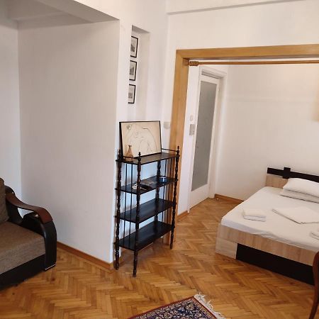 Accommodation Ateneu Palace بوخارست المظهر الخارجي الصورة