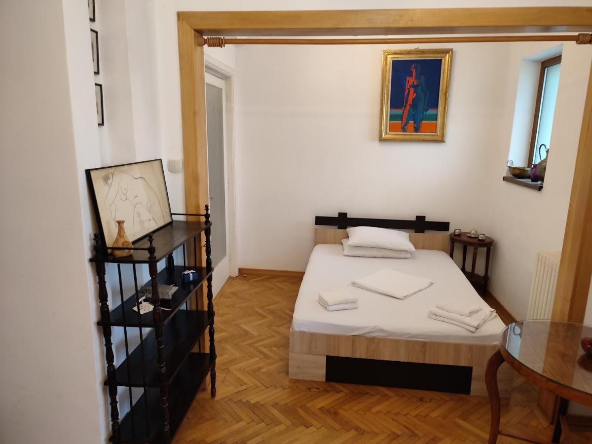 Accommodation Ateneu Palace بوخارست المظهر الخارجي الصورة