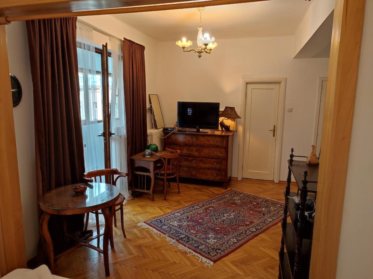 Accommodation Ateneu Palace بوخارست المظهر الخارجي الصورة